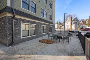 18 Robert St, Boston, MA 02131 - Photo 21
