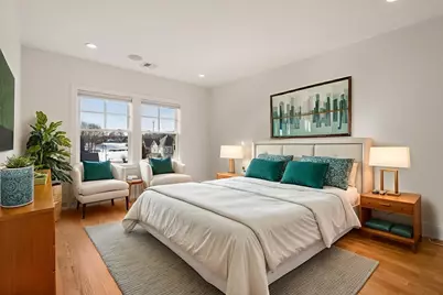 18 Robert St #14, Boston, MA 02131 - Photo 9