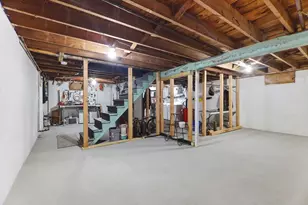 42 Anthony St, Agawam, MA 01001 - Photo 25