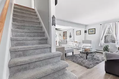 42 Anthony St, Agawam, MA 01001 - Photo 19