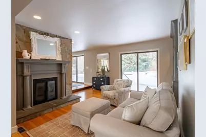 111 Loring St, Duxbury, MA 02332 - Photo 11