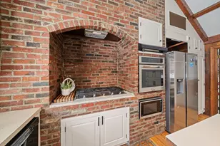 8 Conway Ln, Foxboro, MA 02035 - Photo 5