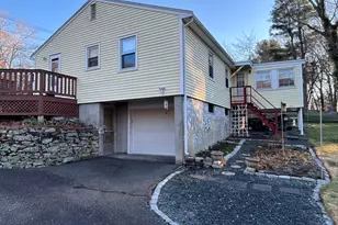 48 Hemlock Dr, Holliston, MA 01746 - Photo 3