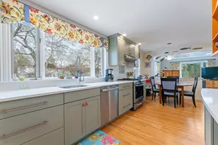 73 Hartman Rd, Newton, MA 02459 - Photo 5