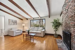 27 Fox Run Rd, Bedford, MA 01730 - Photo 5