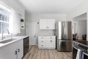 23 Ellsworth Ave, Melrose, MA 02176 - Photo 13