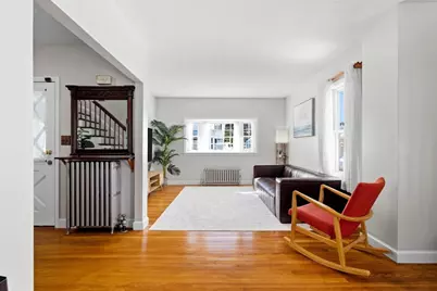 23 Ellsworth Ave, Melrose, MA 02176 - Photo 3