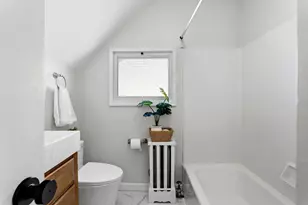 23 Ellsworth Ave, Melrose, MA 02176 - Photo 21