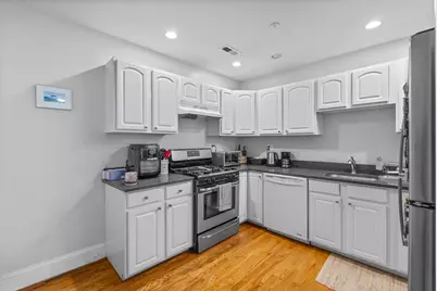 320 W Broadway #4, Boston, MA 02127 - Photo 3