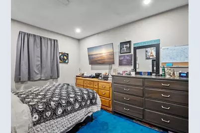 16 Felton St, Woburn, MA 01801 - Photo 15