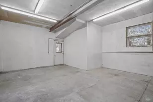 16 Felton St, Woburn, MA 01801 - Photo 33