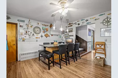 16 Felton St, Woburn, MA 01801 - Photo 5