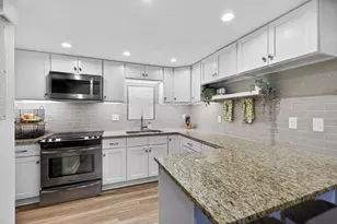 433 W Elm St, Brockton, MA 02301 - Photo 9