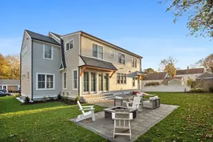26 Beacon Ave, Newburyport, MA 01950 - Photo 37