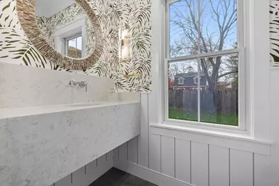 26 Beacon Ave, Newburyport, MA 01950 - Photo 11
