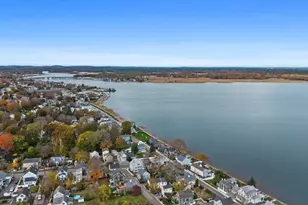 26 Beacon Ave, Newburyport, MA 01950 - Photo 39