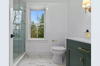 26 Beacon Ave, Newburyport, MA 01950 - Photo 29