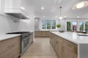 26 Beacon Ave, Newburyport, MA 01950 - Photo 5