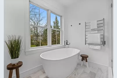 26 Beacon Ave, Newburyport, MA 01950 - Photo 25