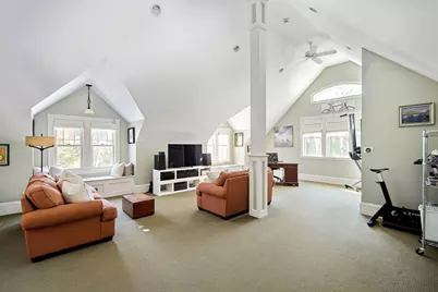 26 Sewall St, Newton, MA 02465 - Photo 11