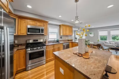 324 Mount Auburn St #2, Watertown, MA 02472 - Photo 3