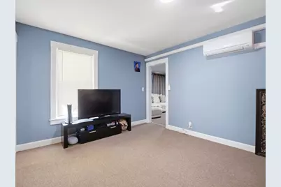 74 Carlisle St, Lowell, MA 01852 - Photo 37