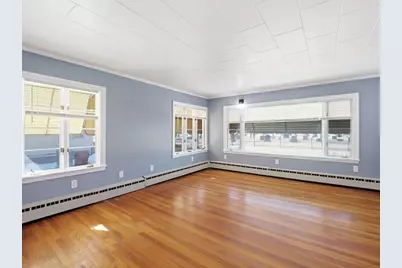 74 Carlisle St, Lowell, MA 01852 - Photo 11