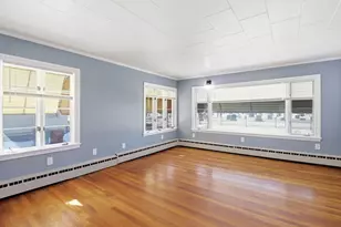 74 Carlisle St, Lowell, MA 01852 - Photo 11