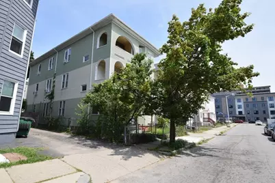 6 Pelham Street, Worcester, MA 01609 - Photo 19