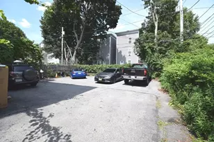 6 Pelham St, Worcester, MA 01609 - Photo 25