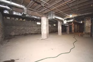 6 Pelham St, Worcester, MA 01609 - Photo 17