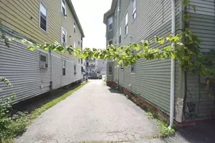 6 Pelham St, Worcester, MA 01609 - Photo 27