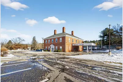 31 Plaistow Rd, Plaistow, NH 03865 - Photo 1