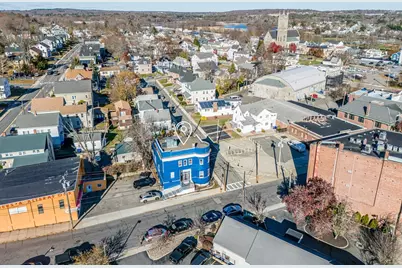 29 Spruce St, Milford, MA 01757 - Photo 5