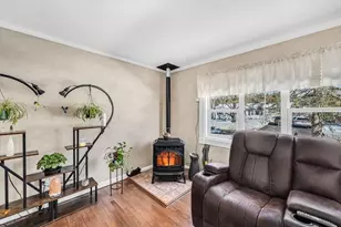 236 Glenoak Dr, Springfield, MA 01128 - Photo 23