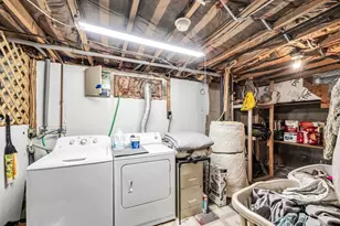 236 Glenoak Dr, Springfield, MA 01128 - Photo 13