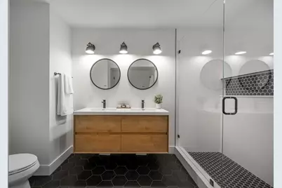3 S Whitney St #2, Boston, MA 02120 - Photo 5
