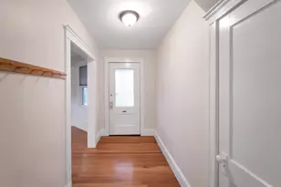 21 Bradwood St, Boston, MA 02131 - Photo 9