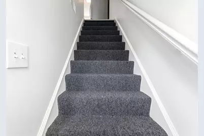 417 Hildreth St #30, Lowell, MA 01850 - Photo 3