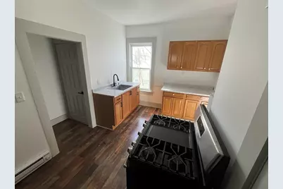 40 Garnet Street #4- 1st fl, Fitchburg, MA 01420 - Photo 9