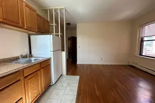 1242 Commonwealth Ave, Boston, MA 02134 - Photo 5