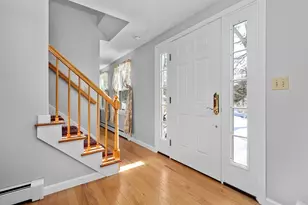 33 Colonial Way, Plainville, MA 02762 - Photo 3