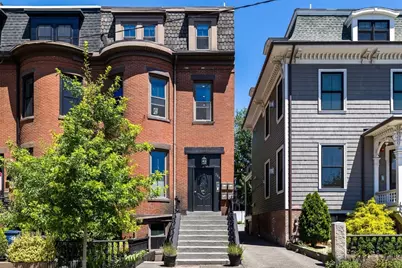 754 E 4th #1, Boston, MA 02127 - Photo 3