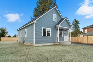 20 Willow St, Clinton, MA 01510 - Photo 3