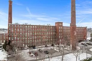 52 Lawrence Dr, Lowell, MA 01854 - Photo 33