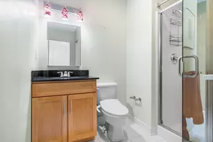 52 Lawrence Dr, Lowell, MA 01854 - Photo 15