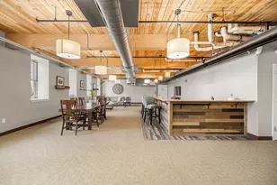 52 Lawrence Dr, Lowell, MA 01854 - Photo 21