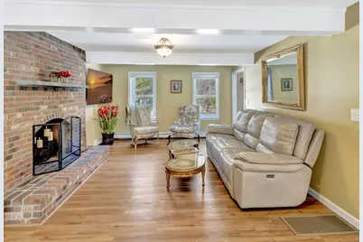 7 Fieldstone Dr, Mansfield, MA 02048 - Photo 11