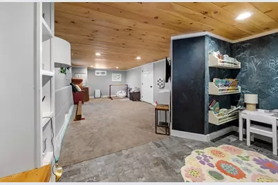 43 Park View Dr, Hingham, MA 02043 - Photo 15