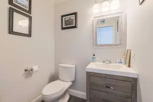 27 Dover Cir, Franklin, MA 02038 - Photo 13